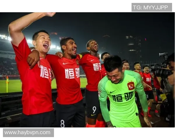 恒大足球明星是否参与慈善捐款活动引发社会广泛关注与讨论